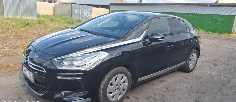 Citroen DS5 cena 32900 przebieg: 183580, rok produkcji 2013 z Łabiszyn małe 121